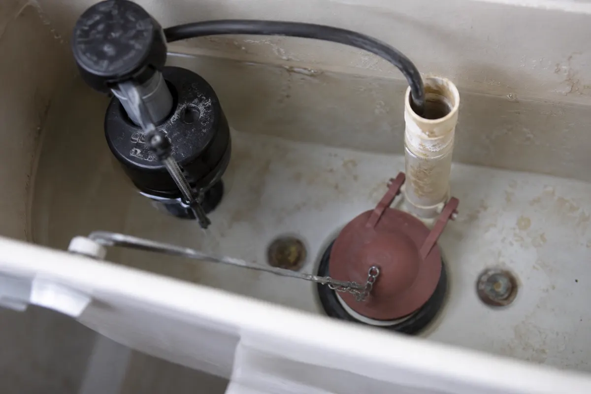 Toilet Keeps Running in Fort Worth? Causes and Fixes illustration 2